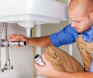 About Emergency plumbing pros Clayton Lake, ME
